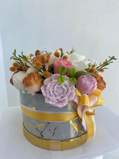 Large Luxury Soap Flower Basket – Handcrafted Elegance for Discerning Homes